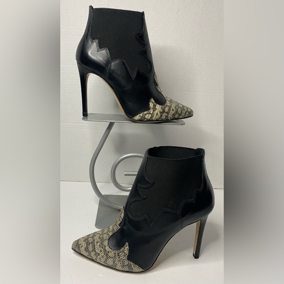 Francesco Sacco black ankle boot with reptile design on the toe - Picture 1 of 6